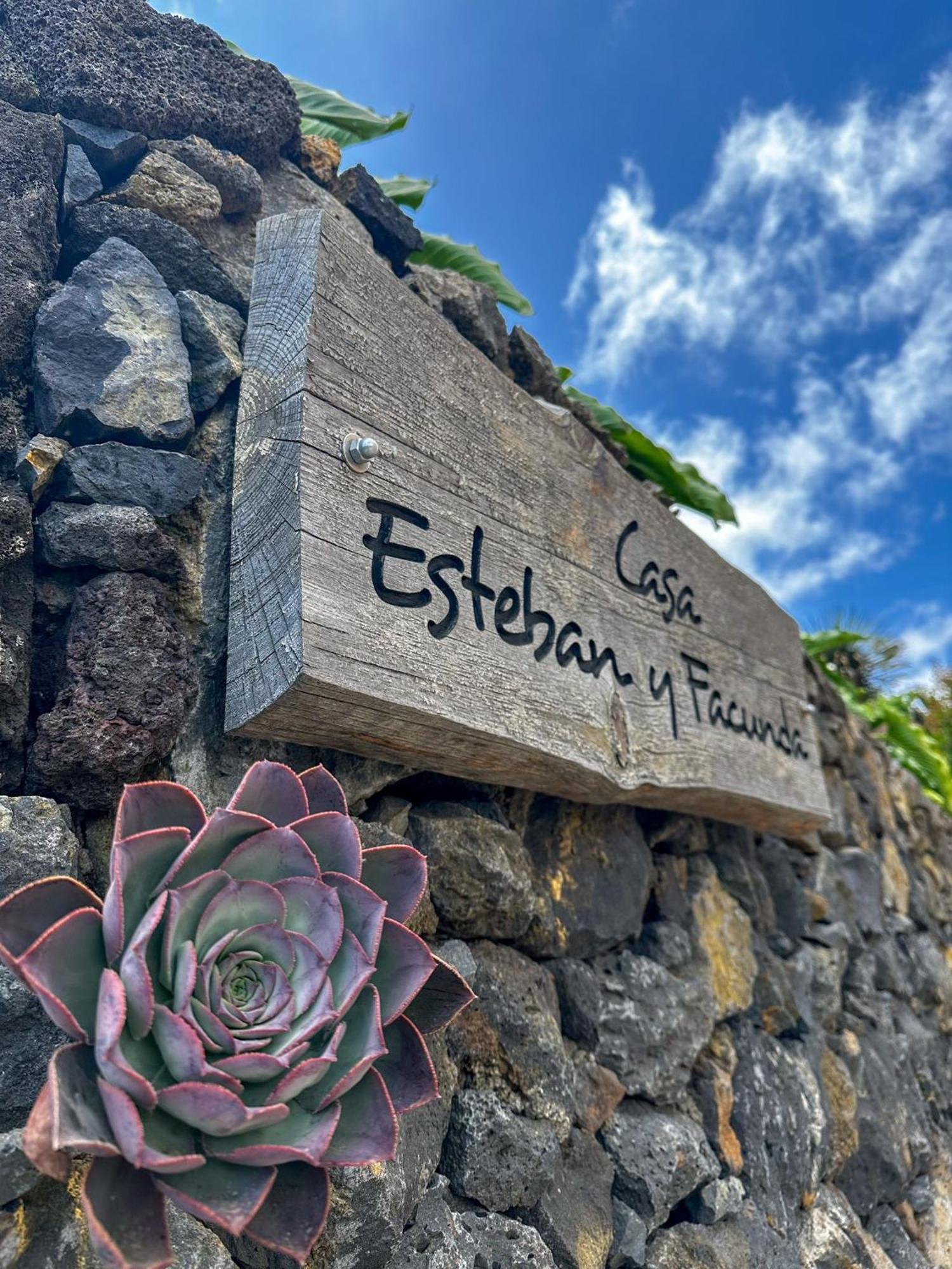 Casa Esteban Y Facunda Вальверде Экстерьер фото